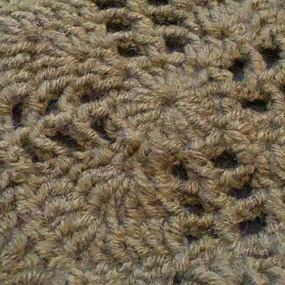 Handmade crochet bamboo handle bag - Picture 5 of 8